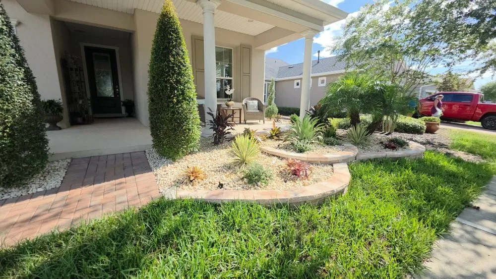 Reliable yard cleanup service in Leesburg, FL by Alex H Landscaping