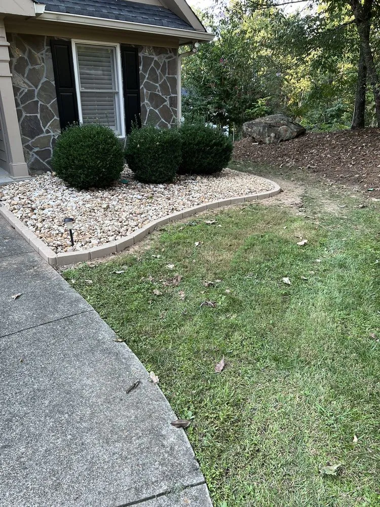 Expert lawn care service in Cumming, GA - Alex Jr Lawndcaping