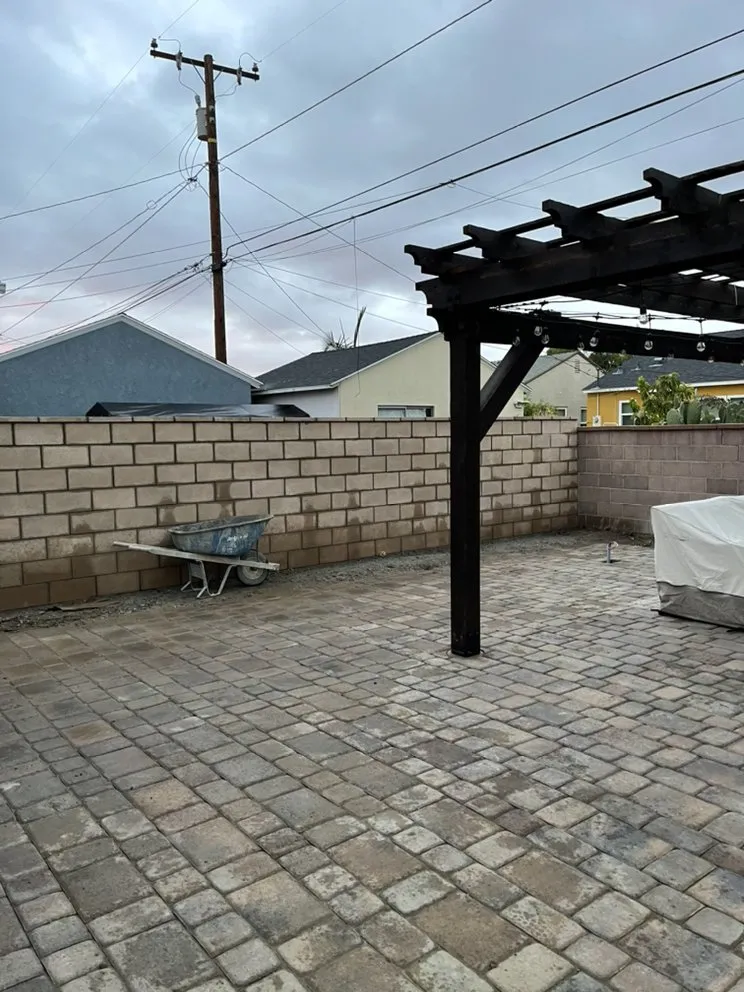 Professional landscape design experts serving Paramount, CA - Alex landscaping