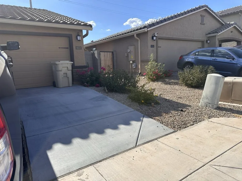 Affordable yard cleanup service in Buckeye, AZ by Alex Landscaping Services