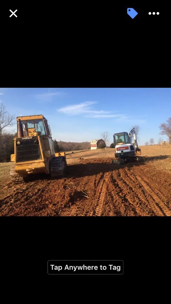 Professional lawn care service in Gainesville, VA by Alex Lawn care & landcaping