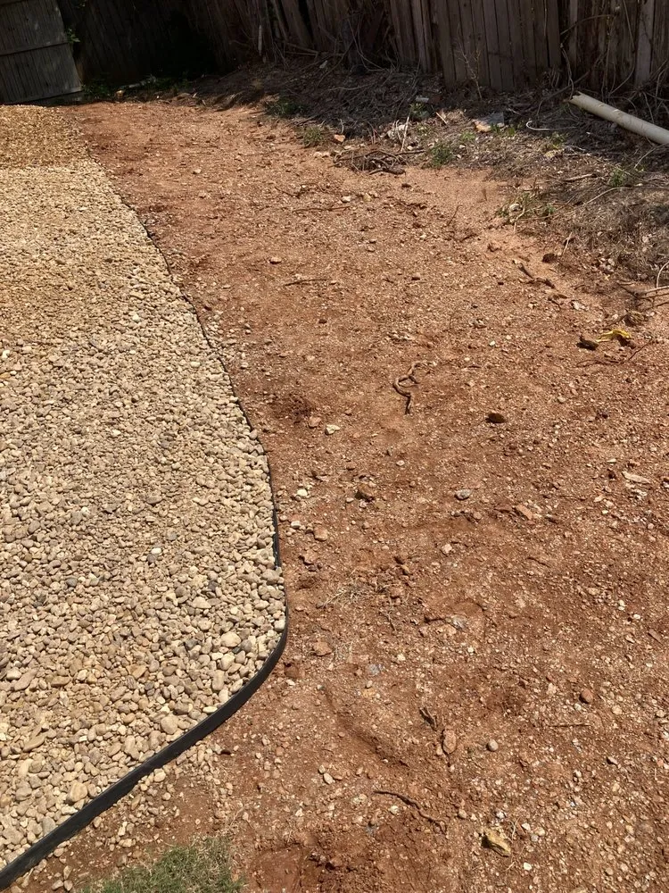 Local yard cleanup service in Montgomery, AL by Alex Lawncare & Landscaping