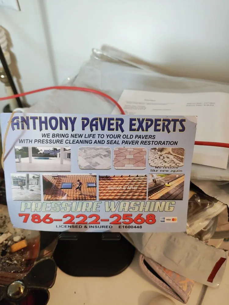 Professional lawn mowing service experts serving Hialeah, FL - Alex Molina Landscaping