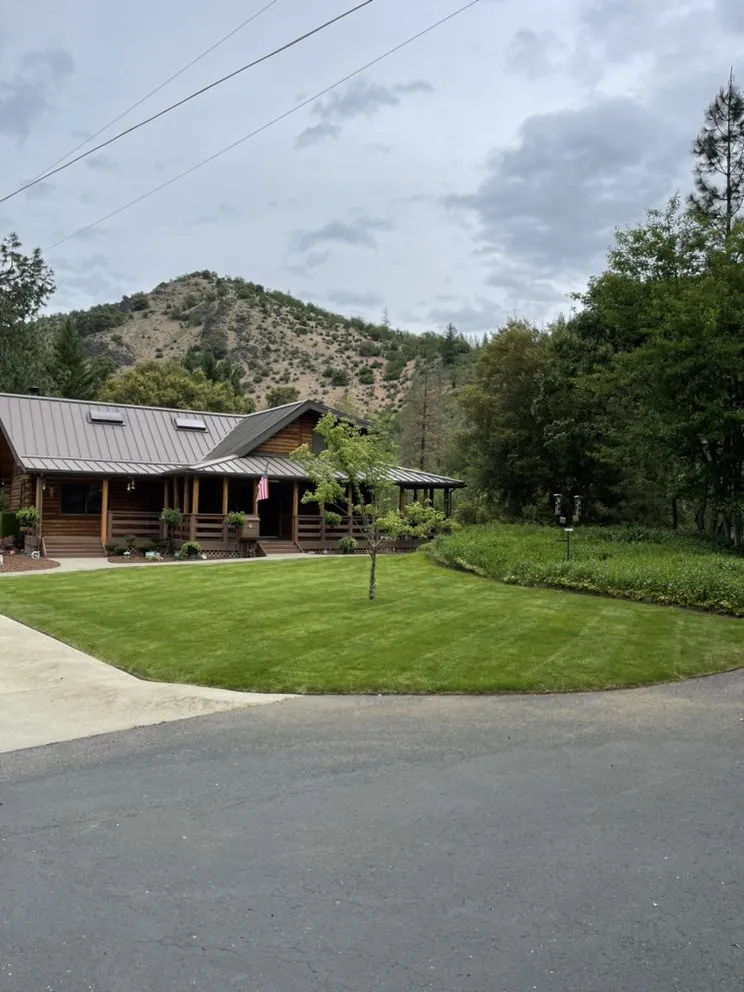 Custom residential landscaping in Medford, OR - Alex on a Mission