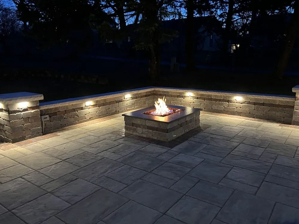 Professional garden landscaping in Plainfield, IL - Alex Perez Landscaping