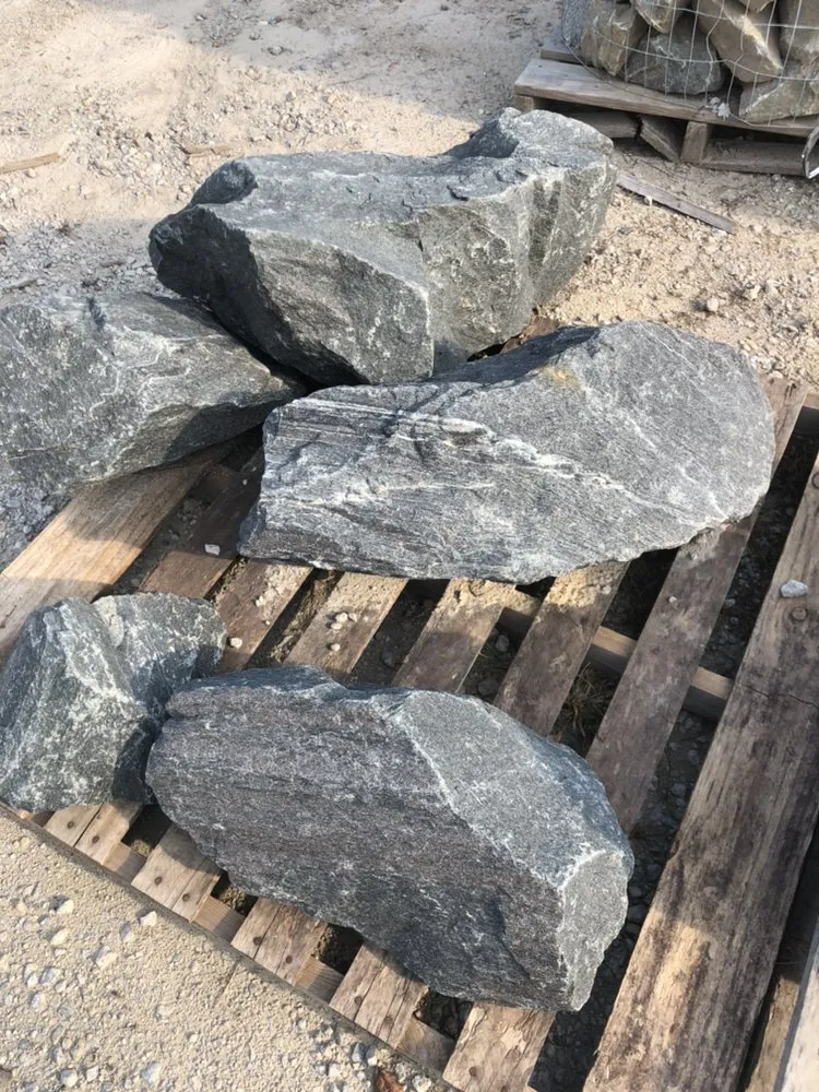 Expert lawn mowing service in Greenville, NC by Alex Pinestraw & Mulch