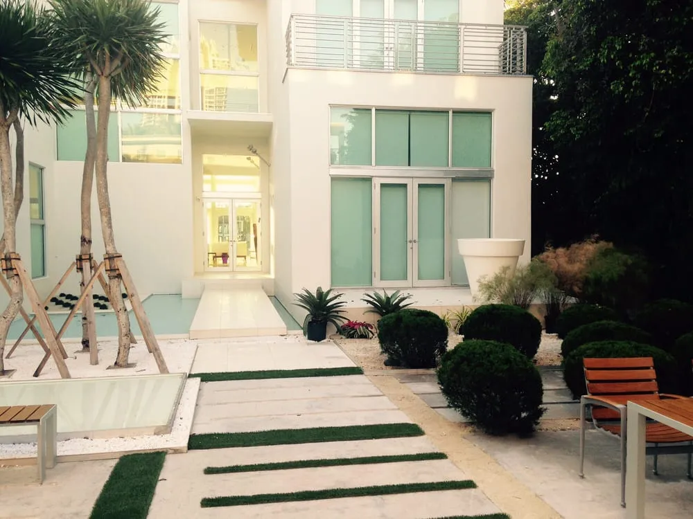 Reliable yard cleanup service in Miami, FL - Alex Sprinklers & Landscaping