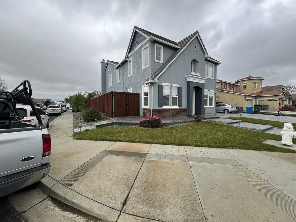 Custom garden landscaping in Fairfield, CA - Alex Tree & Landscape Service