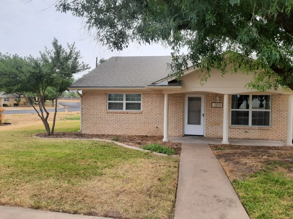 Reliable residential landscaping experts serving San Angelo, TX - Alexander & Hart Treescapes