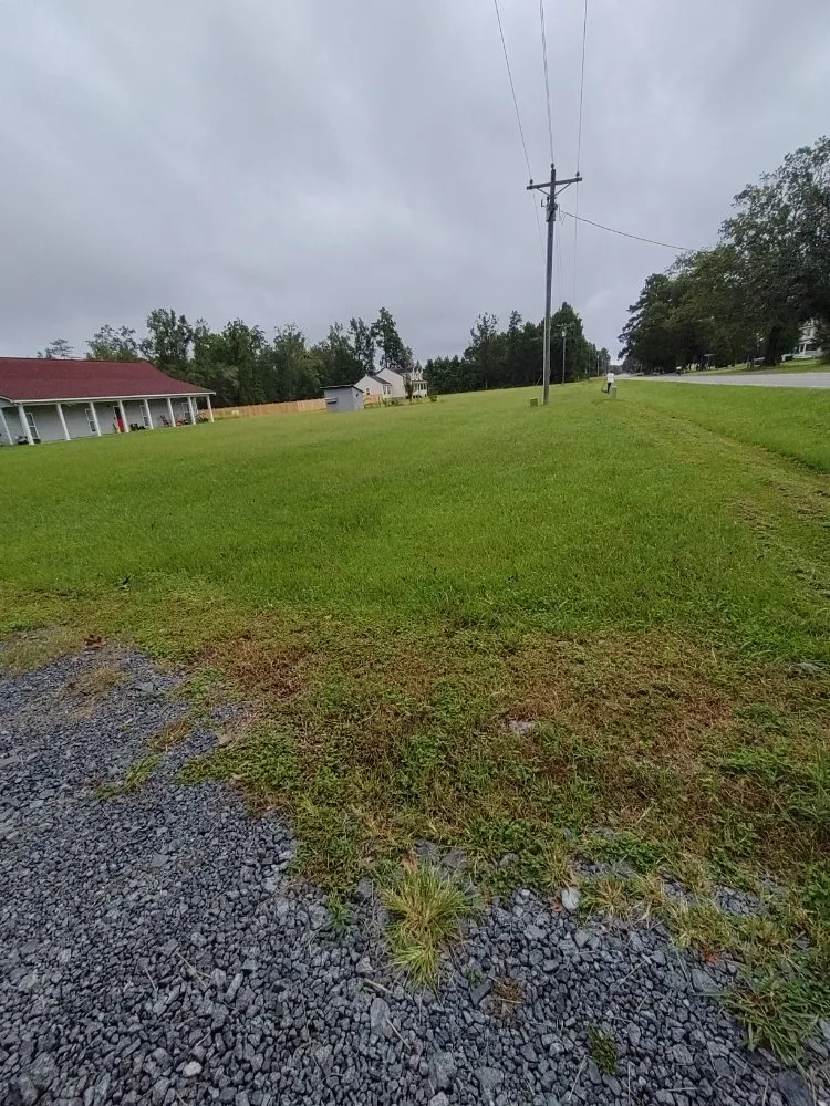 Local lawn mowing service in North Charleston, SC - Alexander Complete Services