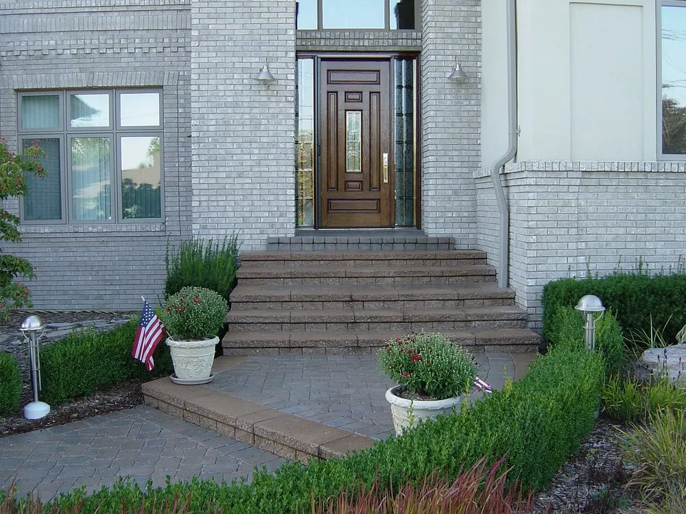 Affordable garden landscaping experts serving Clinton Township, MI - Alexander Landscape Construction