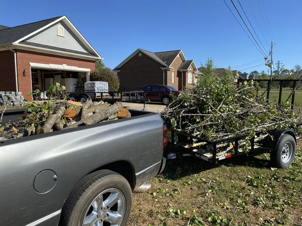 Expert lawn care service experts serving Anniston, AL - Alexander Landscaping