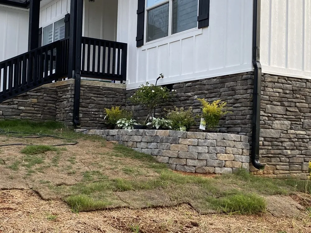 Custom outdoor landscaping in Anniston, AL - Alexander Landscaping