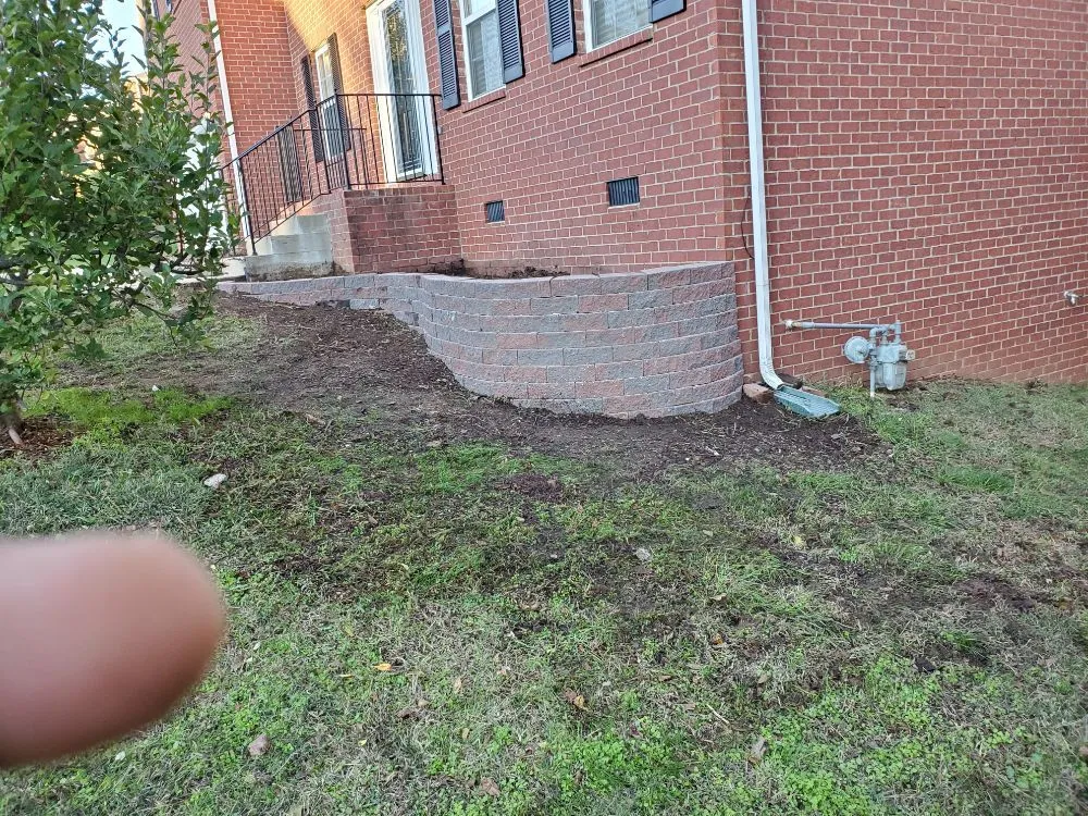 Local residential landscaping for year-round maintenance in Columbia, TN by Alexander Lawn & Landscaping