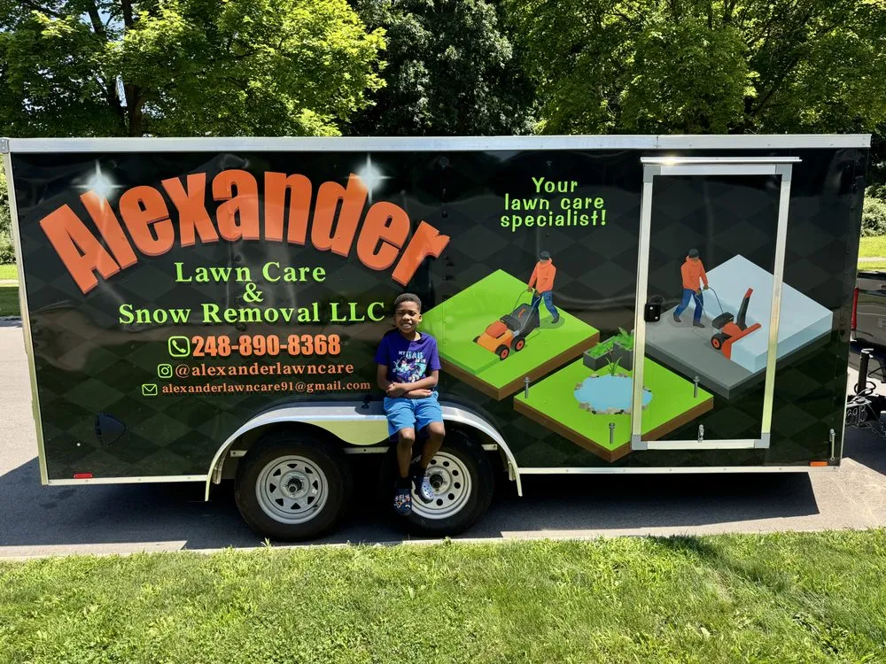 Custom landscaping services in Detroit, MI by Alexander Lawn Care