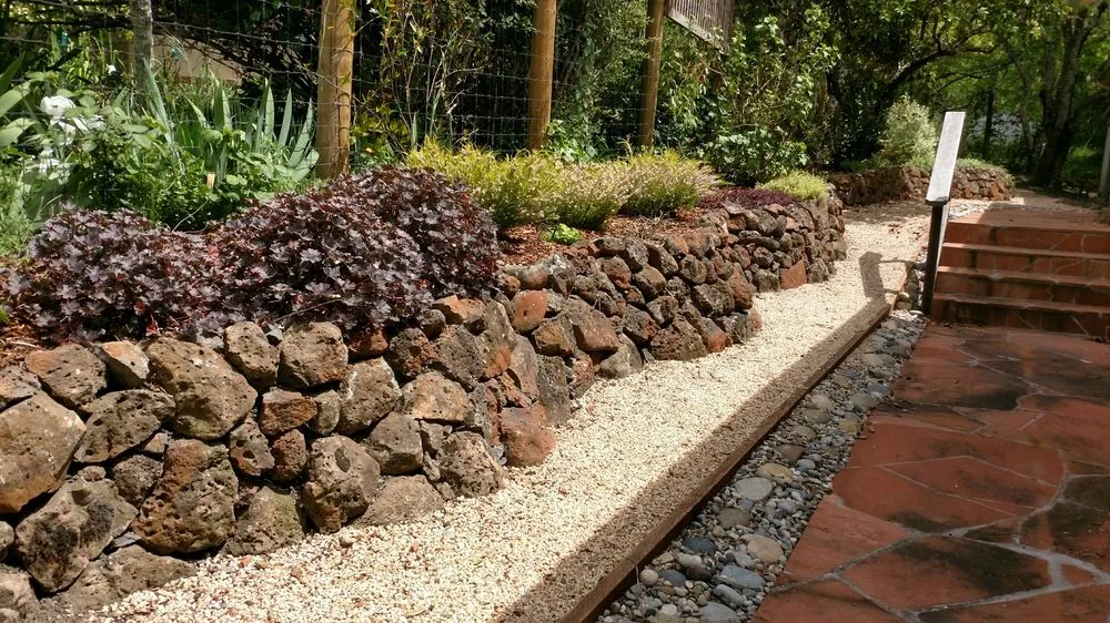 Affordable lawn care service experts serving Redwood City, CA - Alexander Pacific Landscape Co.