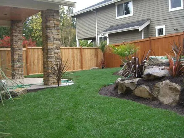Reliable lawn care service in Snohomish, WA by Alexander's Landscaping