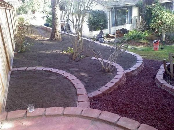 Expert yard cleanup service for homes across Snohomish, WA - Alexander's Landscaping