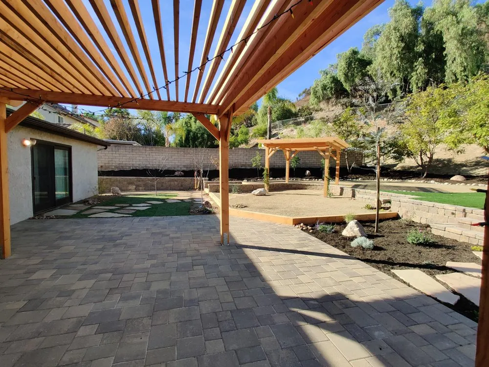 Affordable yard maintenance in Sunland, CA by Alexander's Landscaping