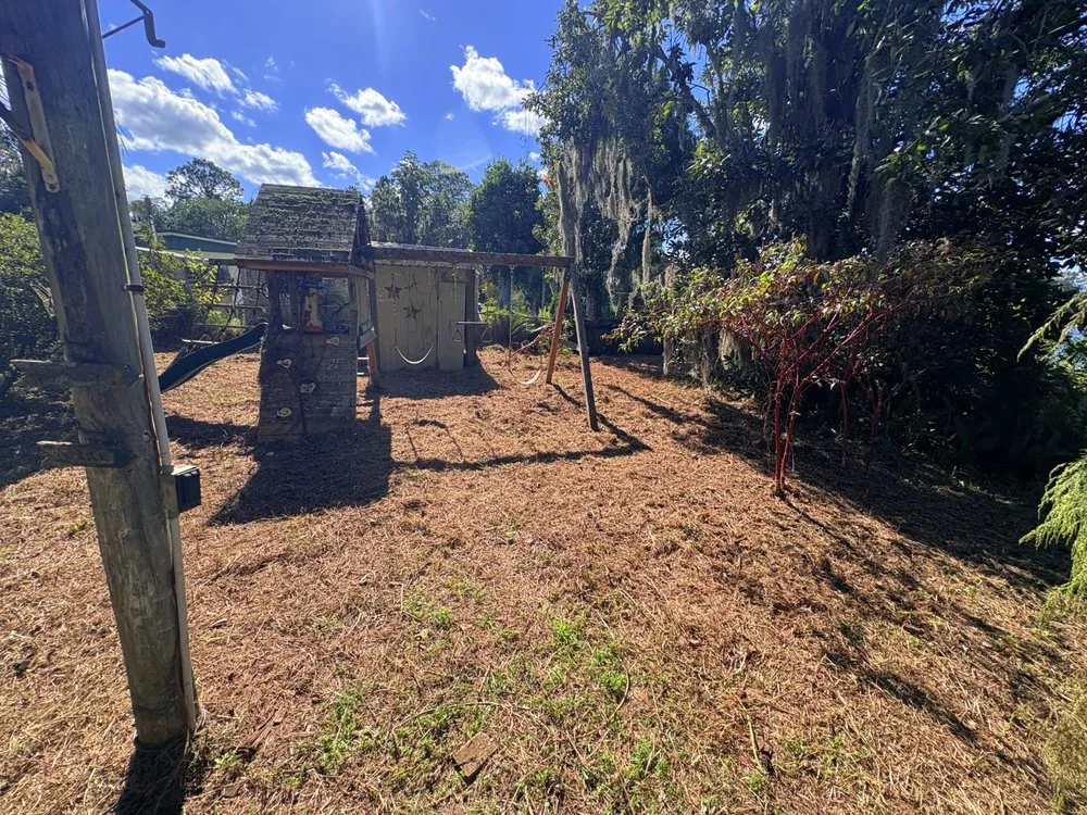 Custom garden landscaping for homes across Keystone Heights, FL - Alexander's Outdoor Maintenance