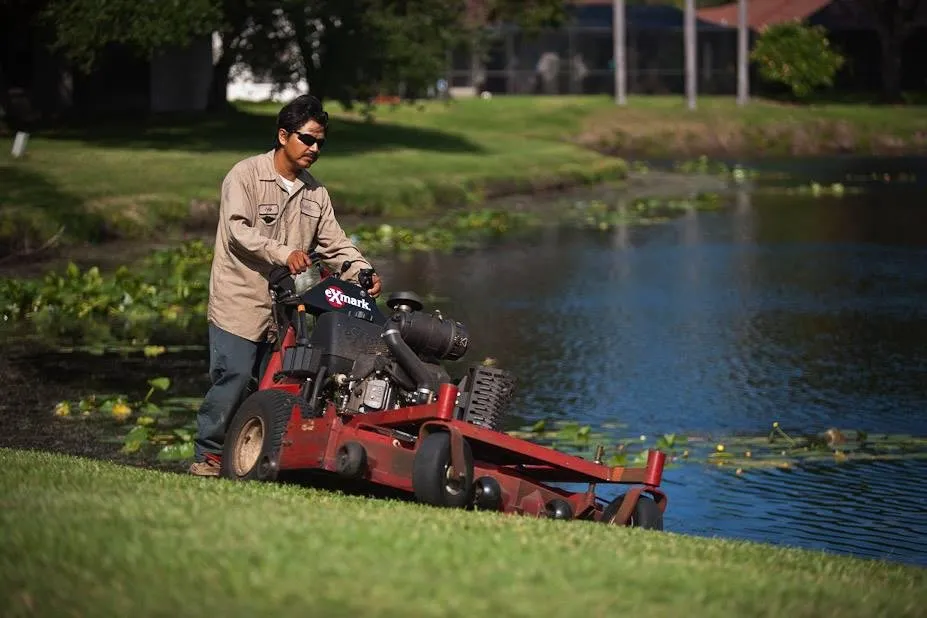 Local residential landscaping experts serving Largo, FL - Alexander's Property Maintenance