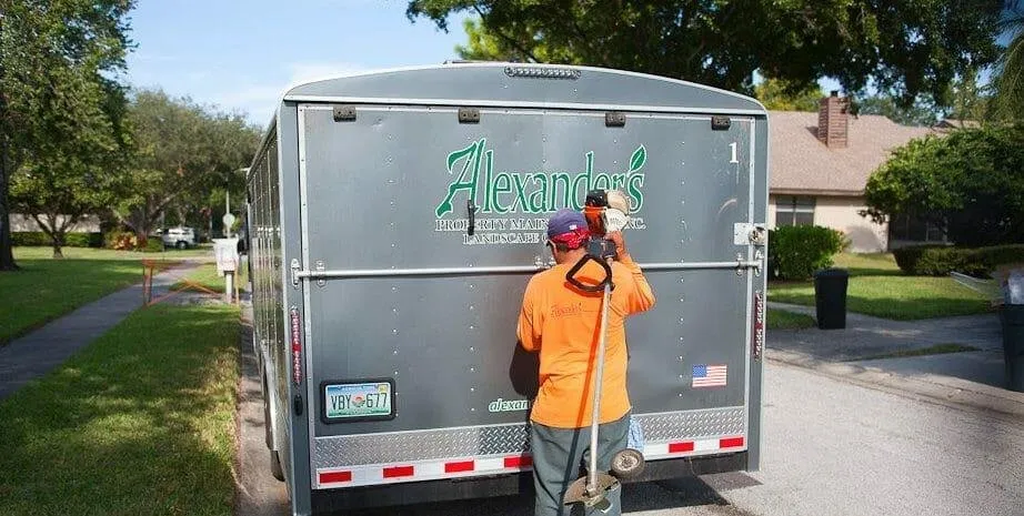 Custom yard maintenance for beautiful yards across Largo, FL - Alexander's Property Maintenance