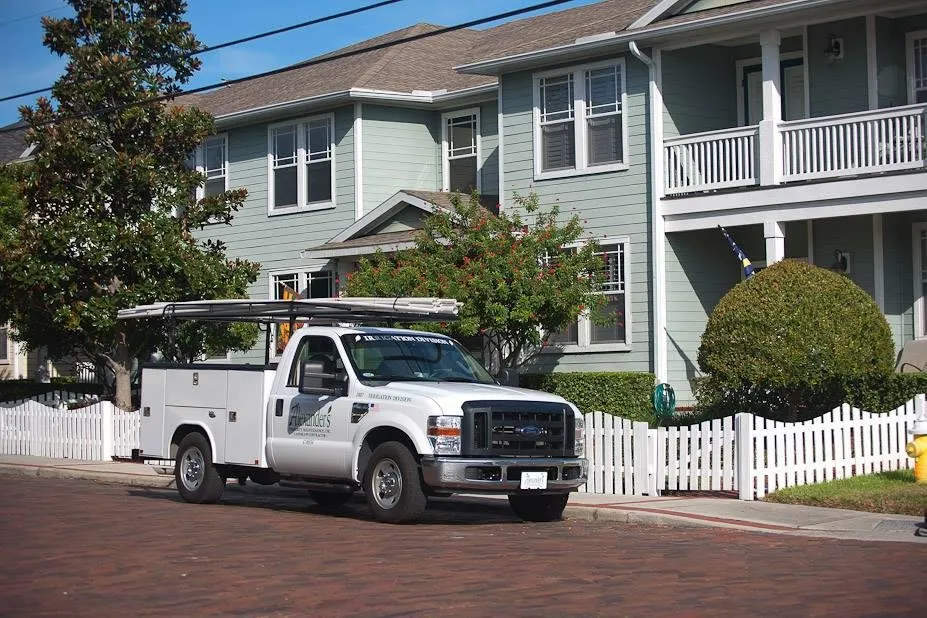 Professional yard cleanup service in Largo, FL by Alexander's Property Maintenance