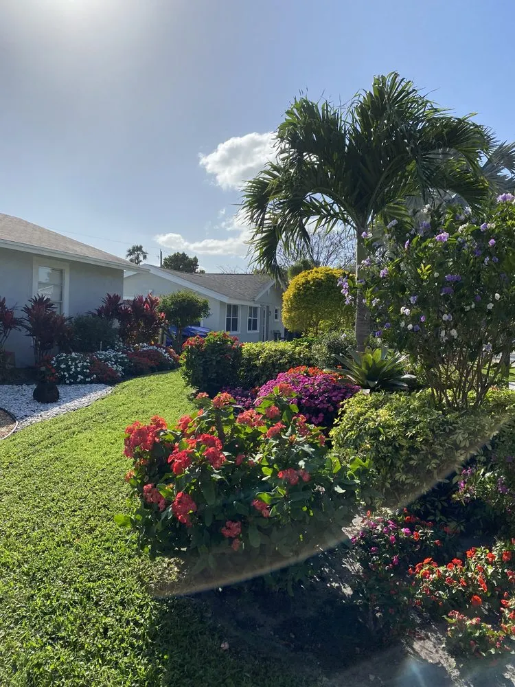 Custom lawn care service for year-round maintenance in Boynton Beach, FL by Alexis Lawn Care Service