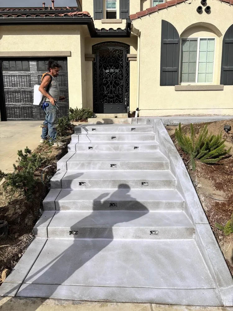 Local garden landscaping with custom design in Highland, CA by Alex’s Concrete & Landscaping