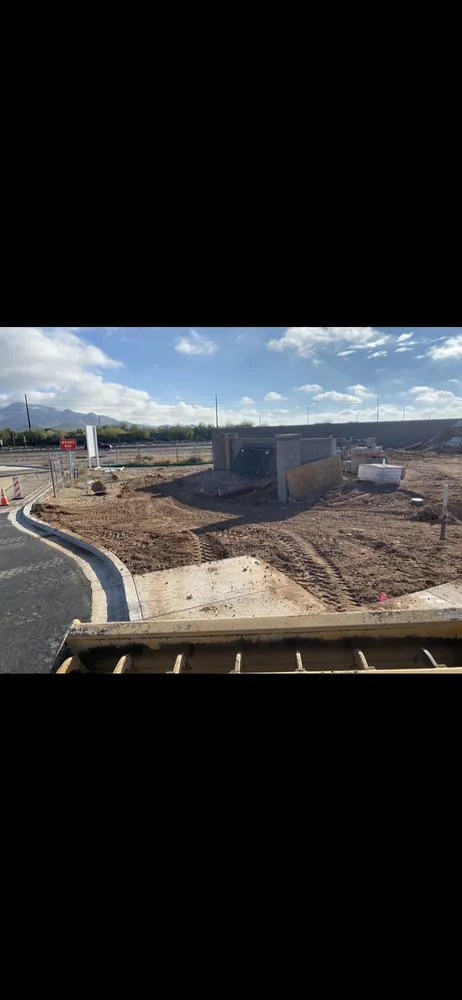 Custom landscaping services experts serving Surprise, AZ - Alex’s Grading and Landscaping