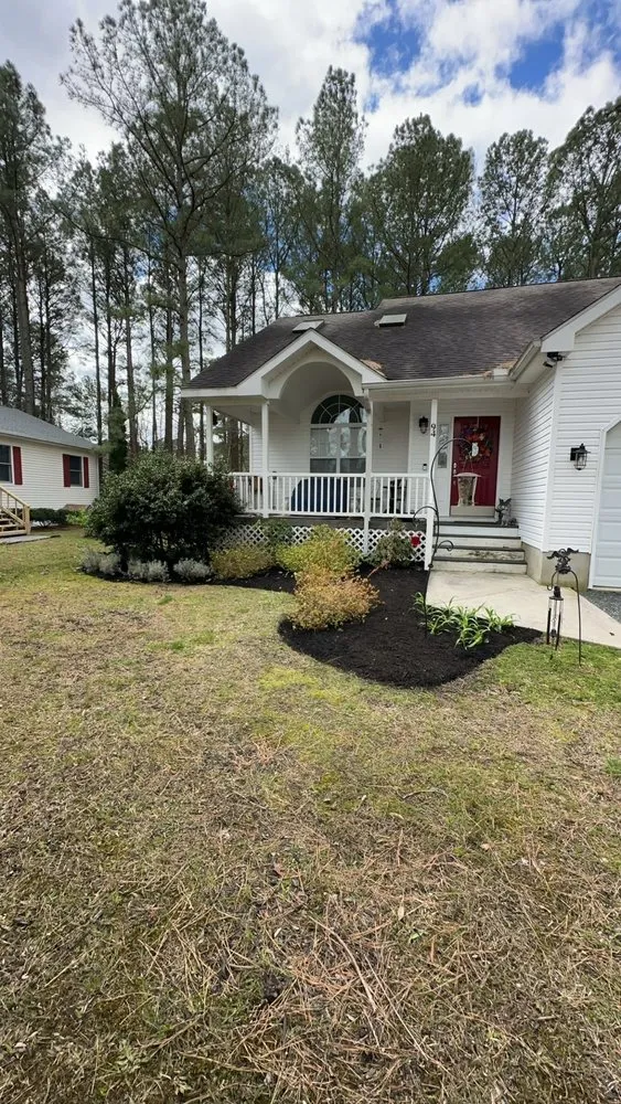 Top-rated residential landscaping for year-round maintenance in Salisbury, MD by Alexs Grass Care