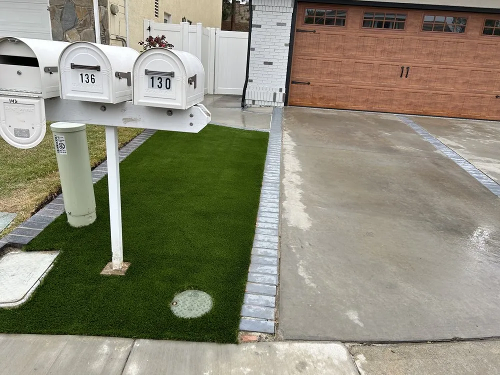 Custom outdoor landscaping in Riverside, CA by Alex’s Landscape