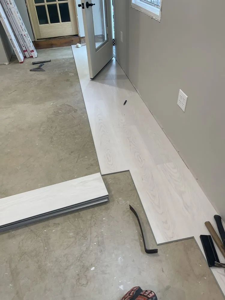 Custom landscaping services for homes in Columbus, OH by Alex's Landscaping