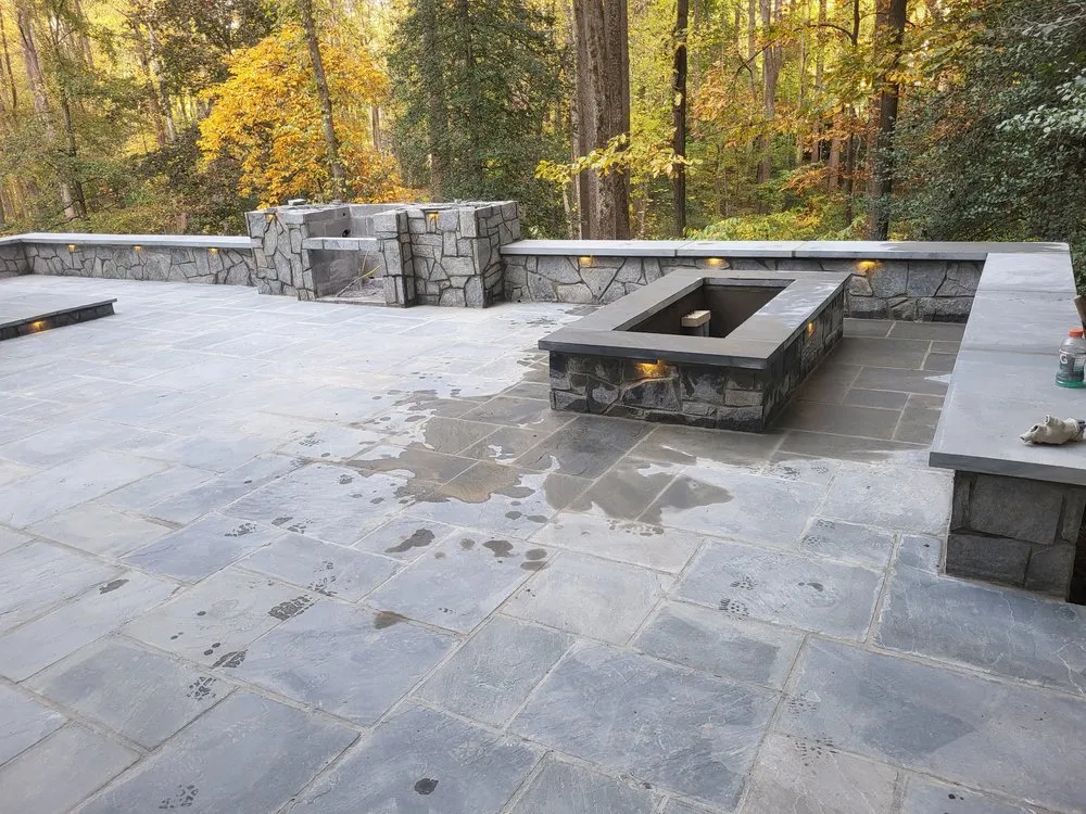 Expert landscape design in Dale City, VA by Alex’s Landscaping