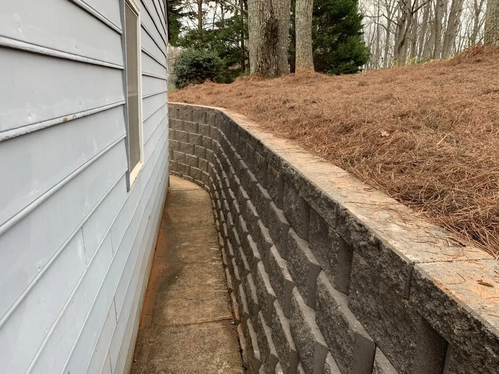 Trusted outdoor landscaping experts serving Charlotte, NC - Alex's Lawnscape