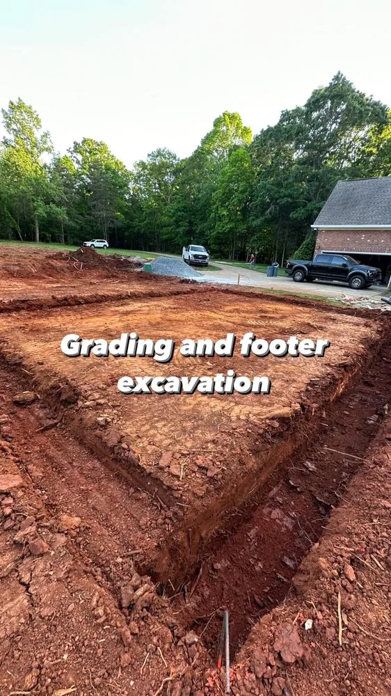 Top-rated yard maintenance for beautiful yards across Charlotte, NC - Alex's Lawnscape