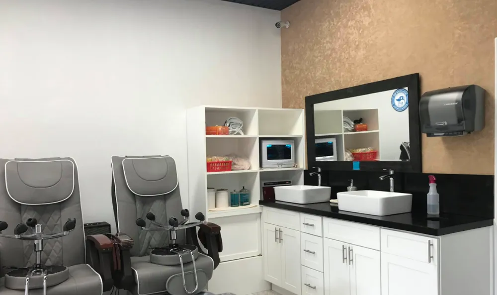 Affordable residential landscaping for residential properties in Athens, GA by ALEXX Remodeling Construcción and Handyman