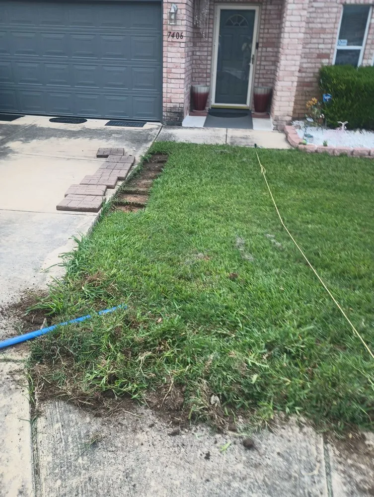 Custom landscape design in Selma, TX - Alfa and Omega Lawnscaping