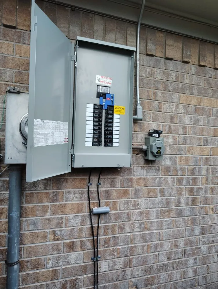 Top-rated lawn care service experts serving La Porte, TX - Alfa Y Omega Remodeling