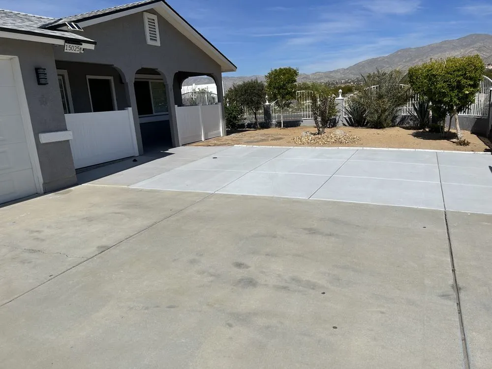 Top-rated yard cleanup service in Desert Hot Springs, CA by Alfaro Gardening