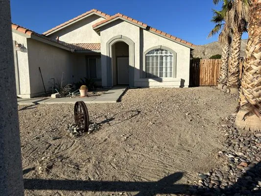 Alfaro Gardening Logo