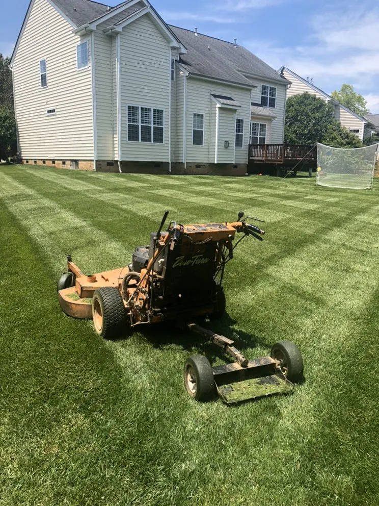 Custom yard maintenance experts serving Wingate, NC - Alfaro’s Lawncare