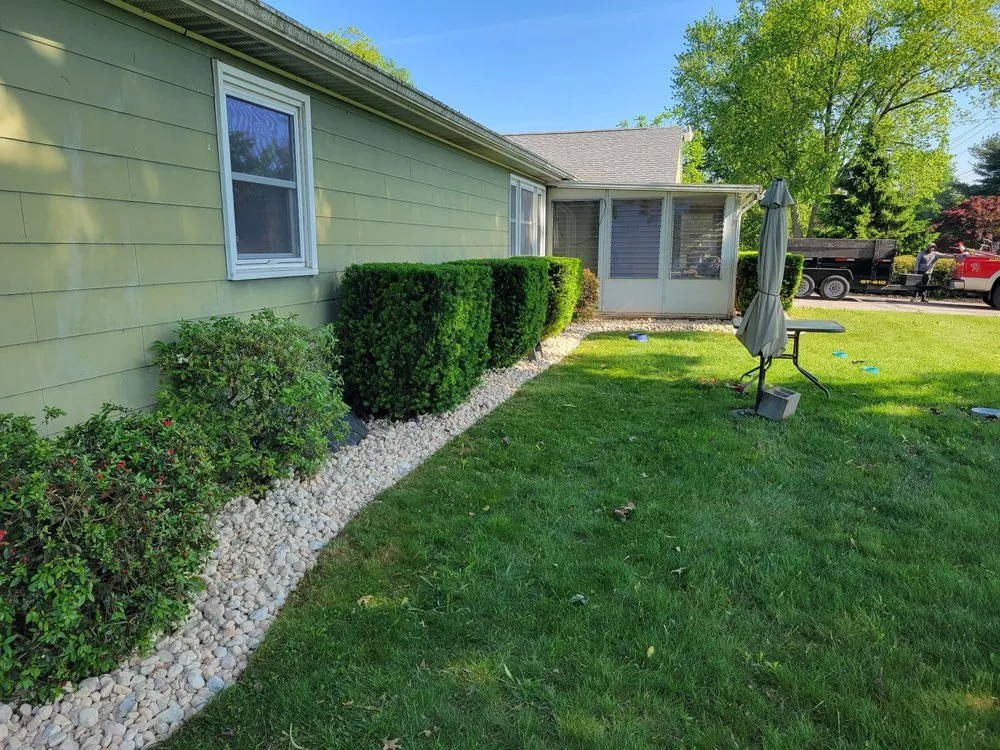 Custom yard maintenance experts serving West York, PA - Alfonso's Landscaping