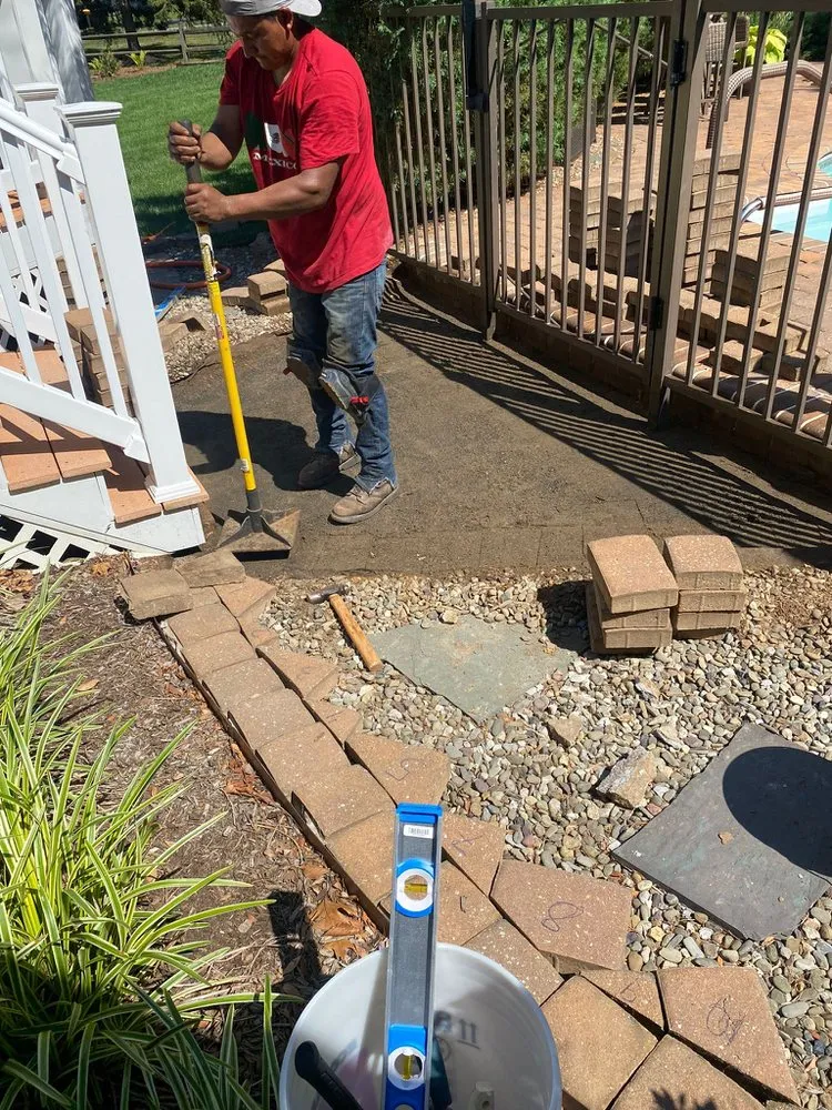 Trusted residential landscaping experts serving Old Bridge, NJ - Alfonzo's Landscaping