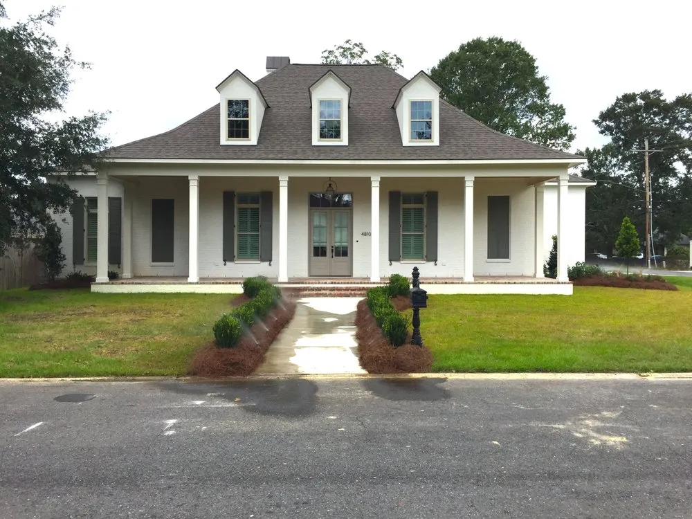 Trusted residential landscaping experts serving Denham Springs, LA - Alford's Landscaping