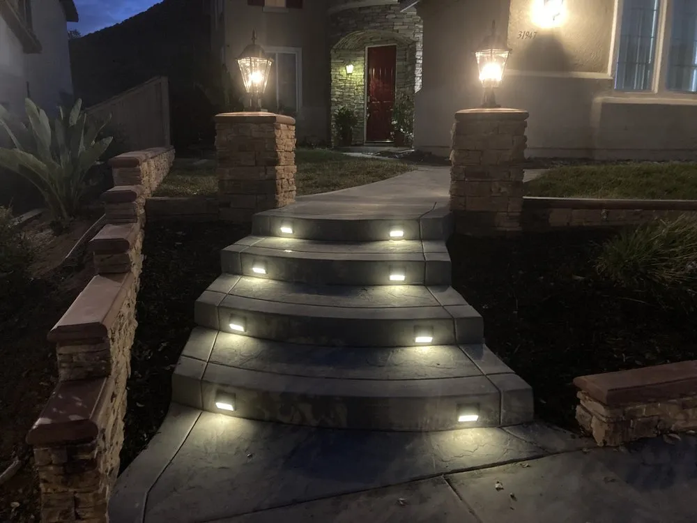 Reliable yard cleanup service near you across Lake Elsinore, CA - Alfredo Fuentes Landscaping Services