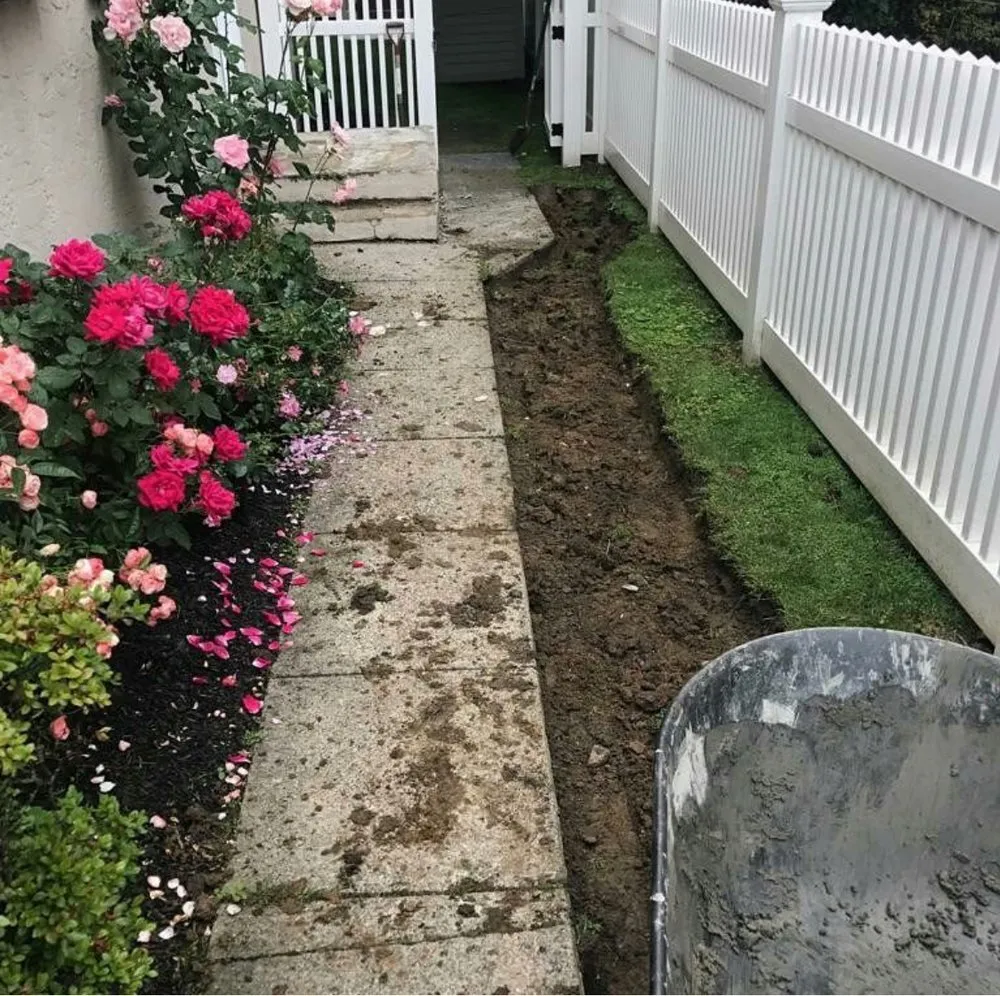 Custom yard cleanup service experts serving New Rochelle, NY - Alfredo Lawn Care