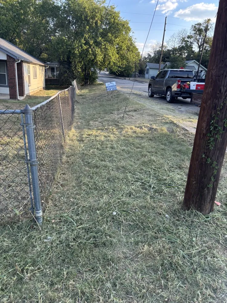 Professional residential landscaping with custom design in San Antonio, TX by Alfredo Rodriguez Landscaping