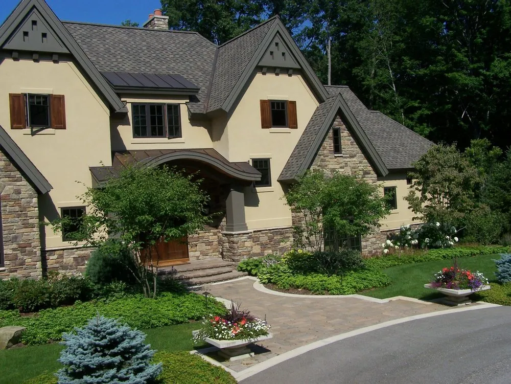 Custom lawn care service for homes in Grand Rapids, MI by Alfresco Landscapes