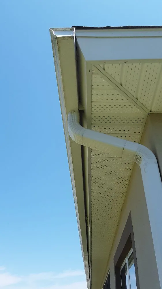 Custom landscape design in Williston, FL by Alger's Maintenance